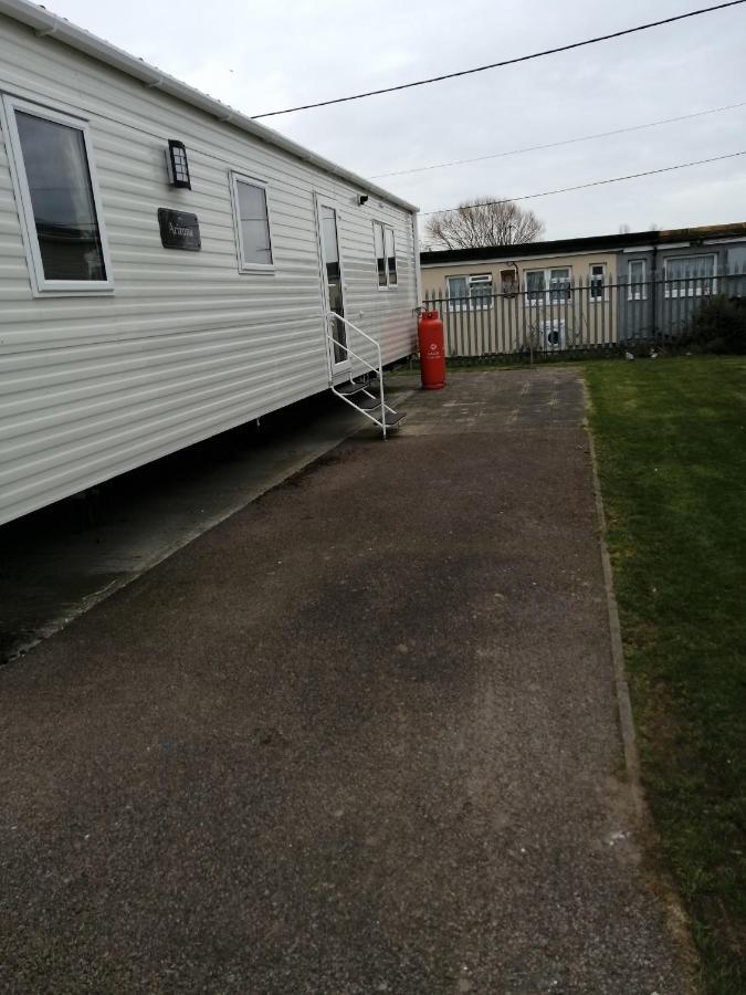 709 Seawick Villa Jaywick Sands Buitenkant foto