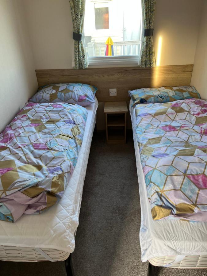 709 Seawick Villa Jaywick Sands Buitenkant foto